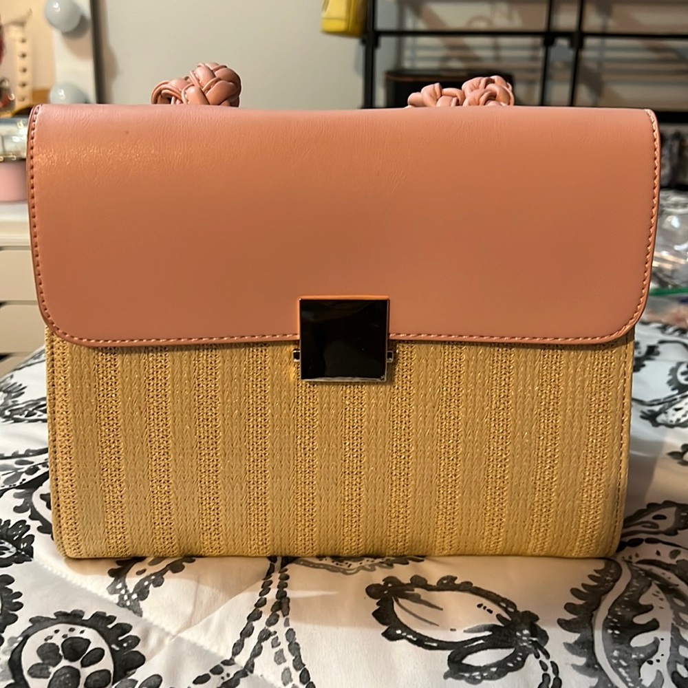 Light pink purse